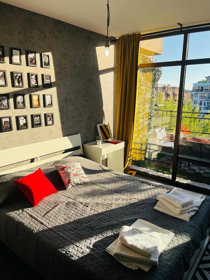 Nobel Private Vip Apartments Pantai Sunny Bagian luar foto